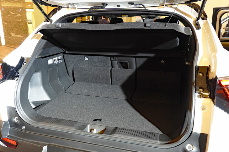 スズキeビターラZ(ラゲッジスペース)