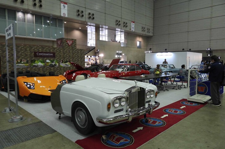 「オートモビル カウンシル2025」より、Walter Wolf Racingの展示ブースの様子。