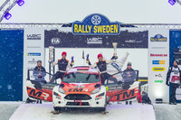 日本人ドライバーのWRCクラス優勝は、新井敏弘選手以来のこと。