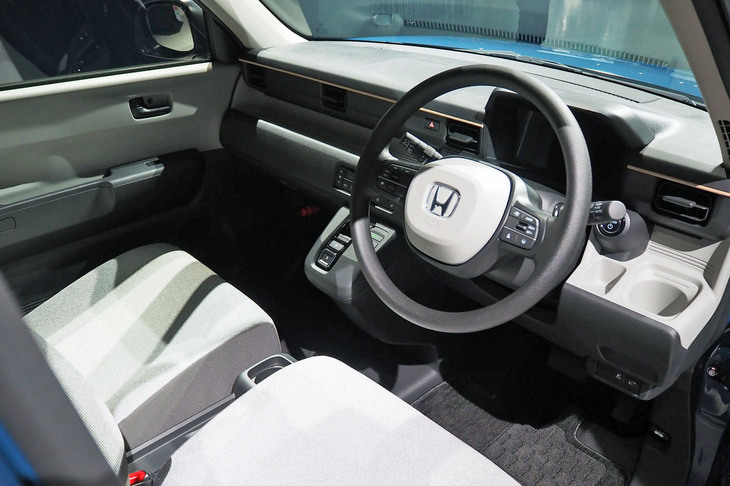 ホンダN-ONE e:(ステアリングホイール)