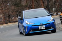 パワートレインや足まわりの変更はうたわれていないものの、デビュー当初よりも走りの安定感が増したように感じられた。