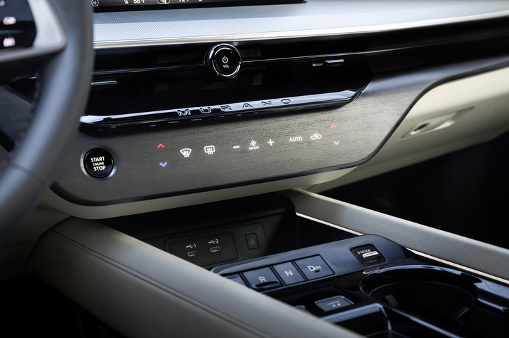 日産ムラーノ(空調のスイッチ類)