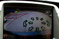 バックモニターのカーソルで、車庫入れの位置を指定する。