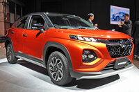 いよいよ日本に導入されたコンパクトSUV「スズキ・フロンクス」。生産国であるインドでは、史上最速で販売台数20万台を突破! 南米や中東、アフリカにも輸出され、各マーケットで高い評価を得ているという。