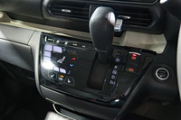 三菱が「デリカミニ」の受注をスタート SUVテイストあふれる軽スーパーハイトワゴンの画像