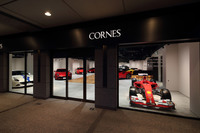 東京のニューオータニ ガーデンコート1階に位置する「コーンズ コレクション・ニューオータニ ギャラリー」は、ホテルでのランチの後に訪れられる気軽さも魅力。最大22台が展示されるという。