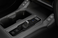 ワンアクションでの直感的なシフト操作と、シンプルなデザインを実現した「エレクトロシフトマチック<一方向操作方式>」を採用。