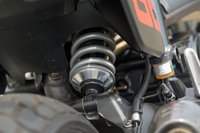 サスペンションは前後ともにKYB製で、前がφ41mmの倒立フォーク、後ろがプリロード調整機構付きモノショックとなっている。ホイールトラベルはともに150mmだ。