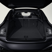 電気自動車「BMW iX」の改良モデルが日本上陸 航続距離723kmと0-100km/h加速3.8秒を実現の画像