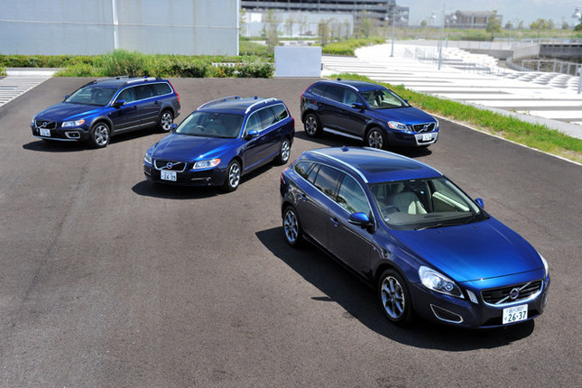 【スペック】V60オーシャンレースエディション(写真最前列):全長×全幅×全高=4630×1865×1480mm/ホイールベース=2775mm/車重=1570kg/駆動方式=FF/1.6リッター直4DOHC16バルブターボ(180ps/5700rpm、24.5kgm/1600-5000rpm)/価格=479万円(テスト車=同じ)