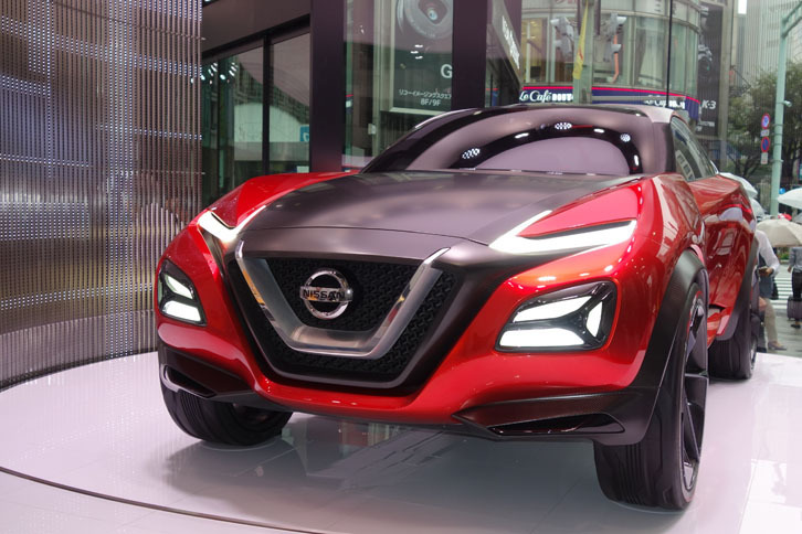 1階入り口付近の「シリンダー」ショーケースには、昨年のフランクフルトモーターショーで発表された「Gripzコンセプト」が展示されていた。