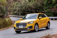 本国ではアウディ自慢の4WDシステム「クワトロ」もラインナップするが、日本ではFFのみの設定となる。燃費はJC08モードで17.9km/リッターと発表されている。