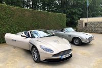 「DB11」と「DB6」、新旧2台のヴォランテ。