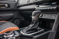 三菱のピックアップトラック「トライトン」がフルモデルチェンジ 2024年には国内でも発売の画像