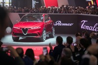アルファ・ロメオは2019年のジュネーブモーターショーで、「ステルヴィオ」に次ぐ第2のSUV「トナーレ」のコンセプトモデル(写真)を世界初公開した。しかし、SUVのほかにセダンやハッチバックを擁するこうしたブランドで極端な販売台数増加を実現するのは難しいと思われる。