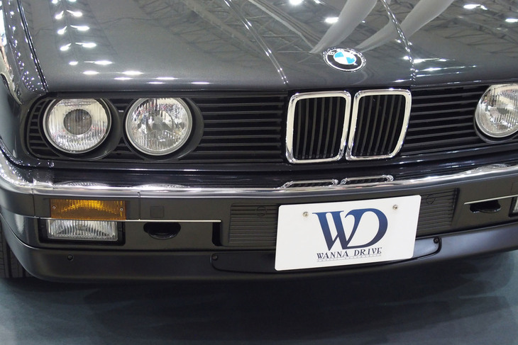 BMW 320iカブリオレ(1989年)