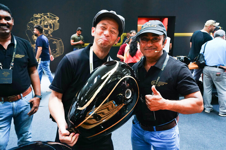 取材会ではピンストライプの作業体験もさせてもらったが、結果はご覧のとおり。作業の難しさと、職人の腕のすごさをあらためて思い知った。