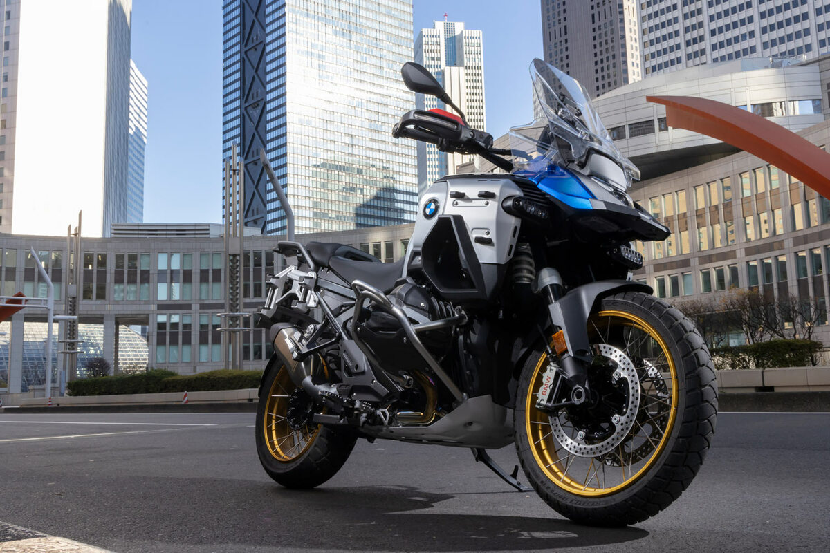 BMW純正 クレードル R1300GS 試乗】BMW新型「R1300GSアドベンチャー」海外試乗インプレ！ 新