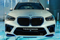 BMWの燃料電池車「iX5ハイドロジェン」がやってきた!