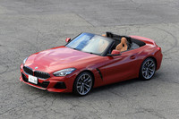 「スープラ」の兄弟車であるオープン2シーター「Z4」。ボディー形状は言うに及ばず、両車の外観に似たところはあまりない。こちらの価格帯は566万~835万円。