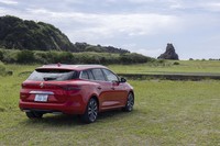 ロングドライブで知るルノー・メガーヌ スポーツツアラーの実力の画像