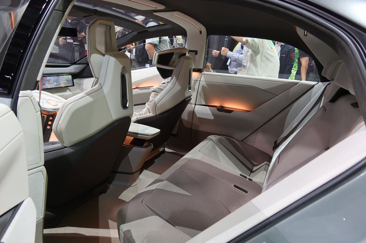 トヨタ・カローラ コンセプト