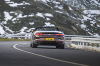 新型「コンチネンタルGT」については“モーター付きのV8エンジン”の搭載がトピックだが、そのサウンドは心地よく、ドライバーの心を躍らせるものだった。