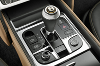 ベントレー、2019年の全生産モデルが100周年記念仕様にの画像