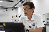 スバル 商品革新本部 スポーツ車両企画室 担当部長の本井雅人氏。スバルにおいて車両・技術の研究実験を主導する人物であり、Team SDA Engineeringのチーム代表を務める。