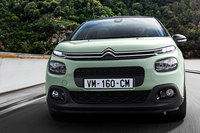 「C3」では上側のランプはデイライトとなっているので、昼でも夜でも、常時点灯していることになる。
明照寺:「細かいところですが、これも『日産ジューク』とは違うポイントなんですよ」