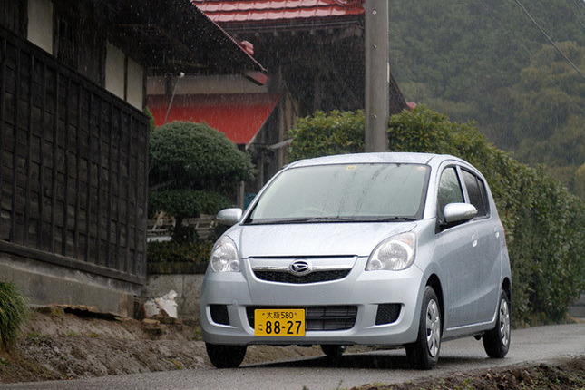 【スペック】
Xリミテッド “SMART DRIVE Package”:全長×全幅×全高=3395×1475×1530mm/ホイールベース=2490mm/車重=770kg/駆動方式=FF/0.66リッター直3DOHC12バルブ(58ps/7200rpm、6.6kgm/4000rpm)/価格=113万4000円(テスト車=同じ)