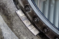 本多氏「バランスの調整をしていると、各メーカーのホイールの精度が如実に分かりますね。BBSとかは、そんなに重りをつける必要がありませんからね」
ほった「HREはどうなんですか?」
本多氏「……」