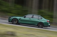 ボディーのスリーサイズは全長×全幅×全高=4805×1905×1435mm。新型「M4クーペ」よりも40mm背が高く、20mm幅広い。