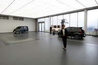 オーテックジャパンには工場だけでなく、デザインスタジオやエンジンの実験施設なども備わっている。