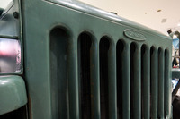 フロントに装着された「Toyota」のグリルバッジ。当初「BJ型」にはペットネームがなく、「トヨタ・ジープ」あるいは単に「BJ型」と呼ばれていた。