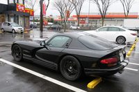 国道16号線沿いのすき家にて。充電が不十分な状態でエンジンを切ったら再始動できないので、ロードサービスによるエンジン始動後は、ガス欠におびえながら一気に相模原まで走った。