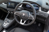 ルノー・キャプチャーE-TECHハイブリッド レザーパック(FF/4AT+2AT)【試乗記】の画像