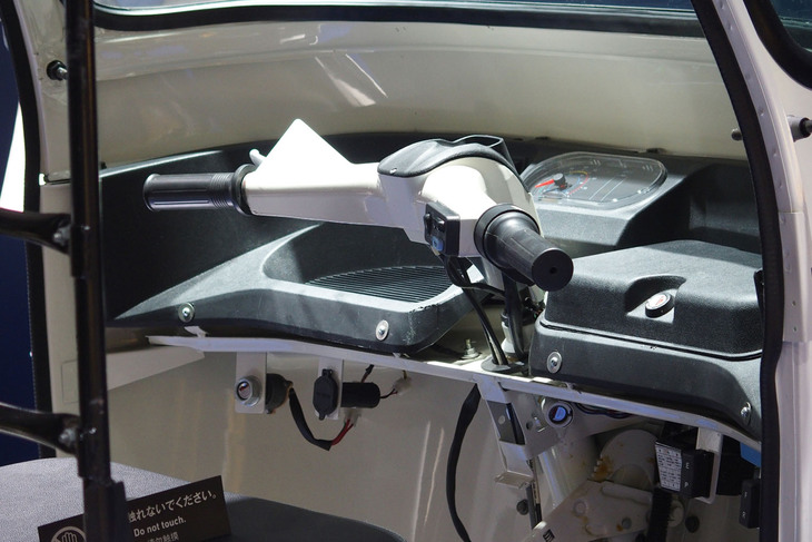 リキシャ(電動三輪タクシー)