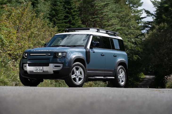 2019年のフランクフルトモーターショーでお披露目された新型「ランドローバー・ディフェンダー」。従来モデルの生産終了から5年余りを経ての復活だ。