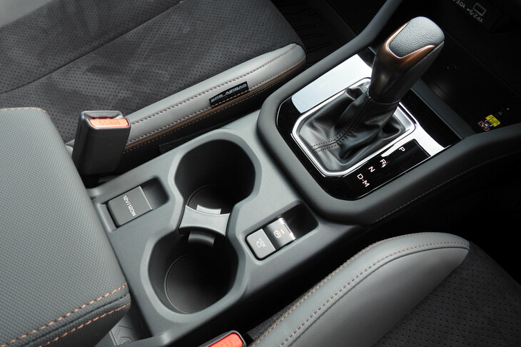 スバル・フォレスター スポーツEX(センターコンソール)