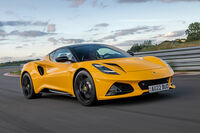 日本での「V6ファーストエディション」の価格は1353万円。2022年の国内割り当て分はすでに完売しているという。