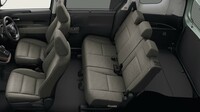 5人乗り仕様車のインテリア。