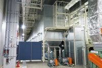 塗装工程では、ドライブースの採用により塗装カスの完全リユースを実現。ブース内エアの再利用も可能となり、塗装に用いるエネルギーを25%削減した。