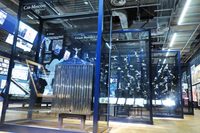 こちらは貴重なカーマスコットの展示。手前に見えるのがロールス・ロイスの象徴である“パルテノングリル”と“スピリット・オブ・エクスタシー”だ。