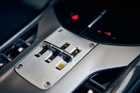 かつてのHゲートを模したシフトセレクター。