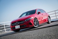 メルセデス・ベンツA180スタイル