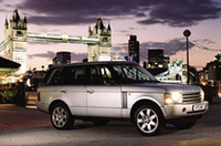 実車と写真のコラボレーション「Range Rover One Night Cruise」開催