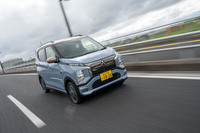 電力消費率は124Wh/km(約8.1km/kWh)。一充電走行距離は180kmとなっている(ともにWLTCモード)。