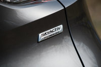 「SKYACTIV」とは、現行世代のマツダ車に採用される各種技術の総称。2010年より使われ始めた呼び名で、それ以前は、当時開発中だった新世代パワートレインのみが「SKYTECH」という名称で呼ばれていた。