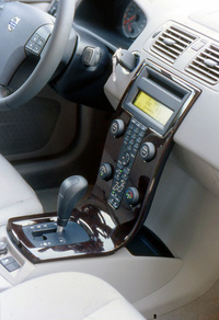 ボルボS40 2.4i(5AT)/S40 T5(5AT)【海外試乗記】の画像